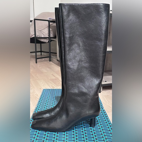 Tory Burch Tubo Knee-High Leather Boots - Picture 3 of 7